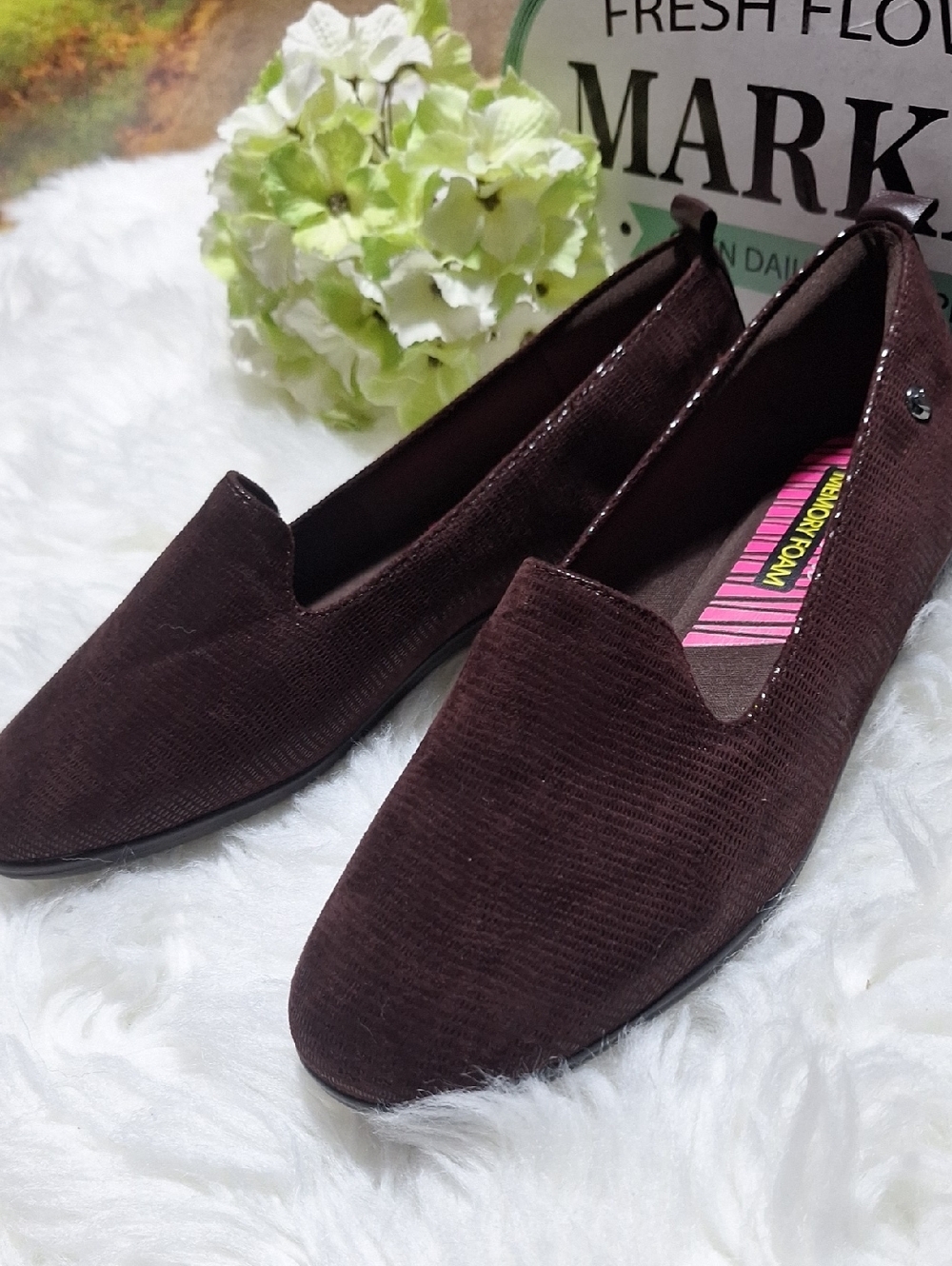 Annie Chocolate Brown Textured Slip-On Loafers